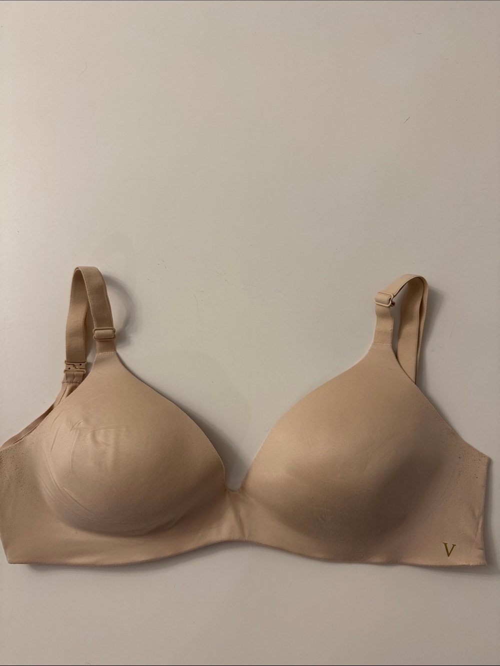 Victoria’s Secret Seamless Nude Bra with Light Padding